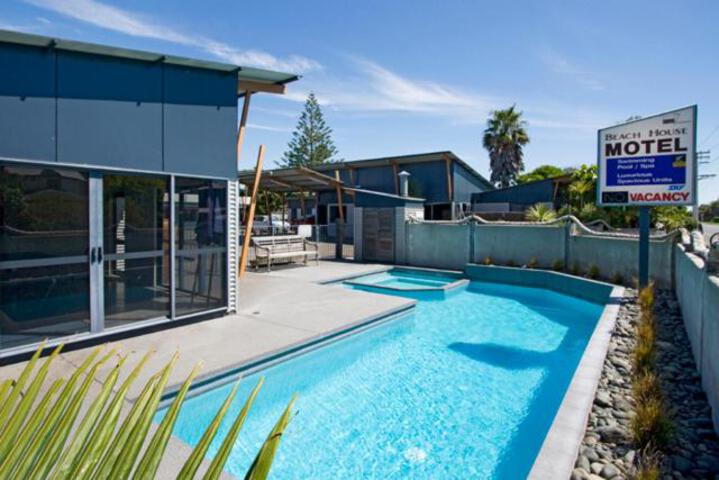 General 3 of 36