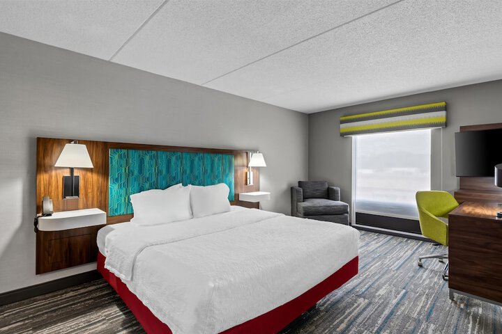Room 6 of 42