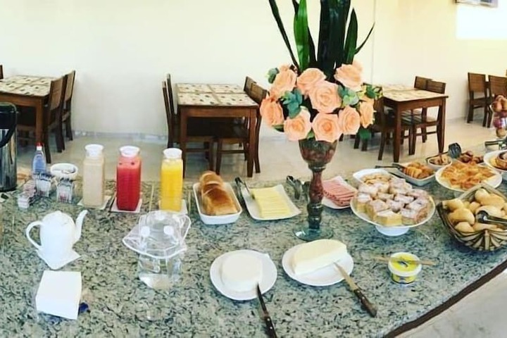 Breakfast/Coffee Service 36 of 45