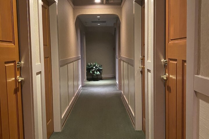 Ballroom/Hall 48 of 53