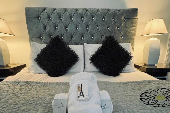 Room 44 of 63