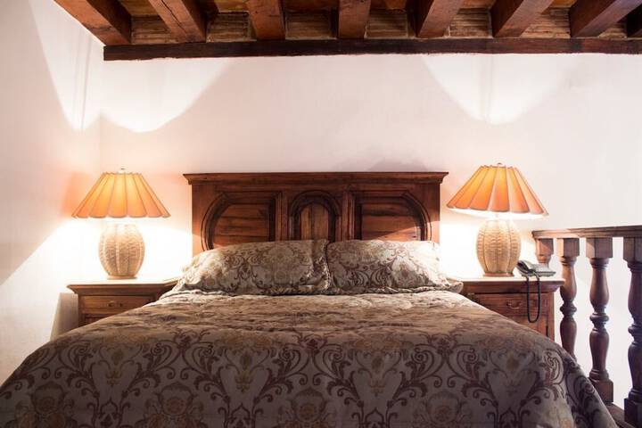 Room 6 of 34