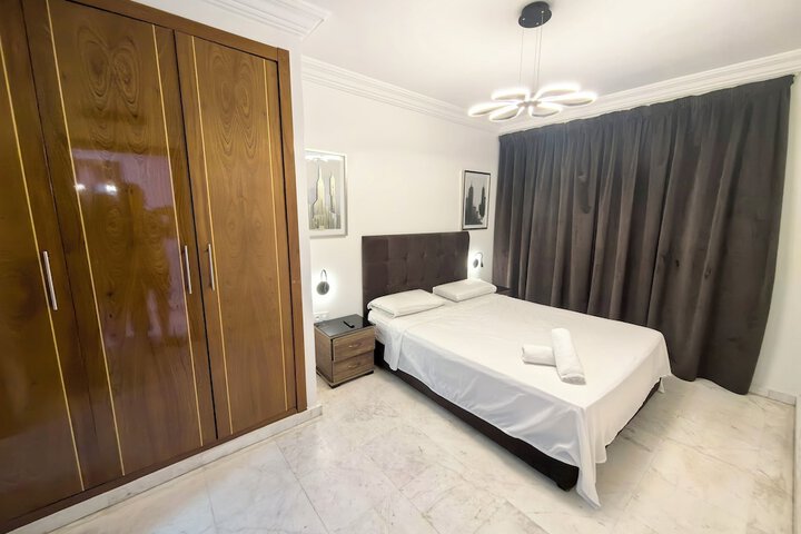 Room 68 of 404