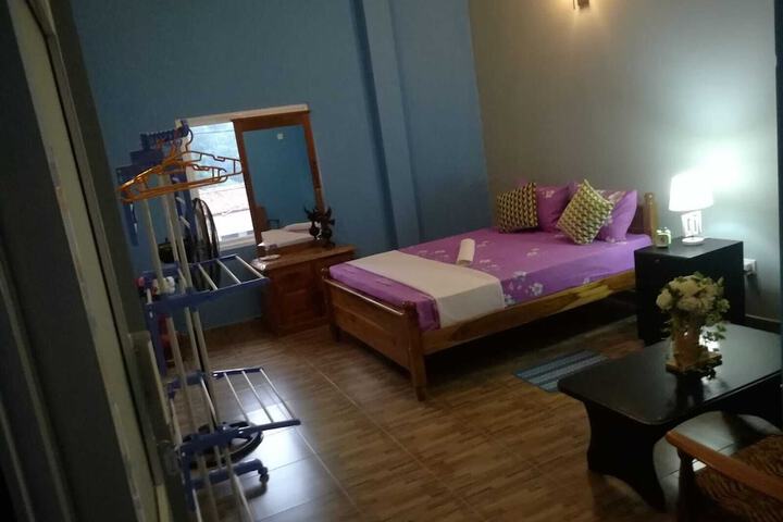 Room 12 of 26