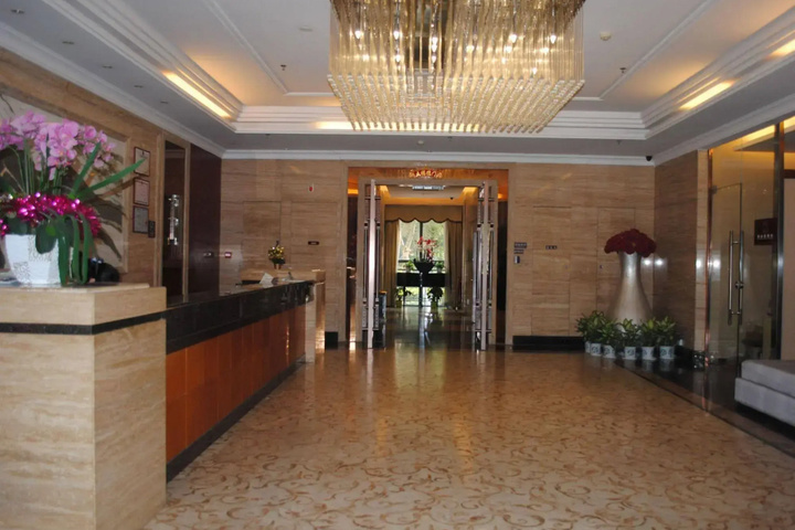 Lobby Photos