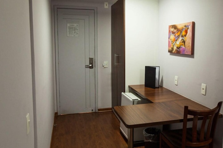 Room 51 of 81