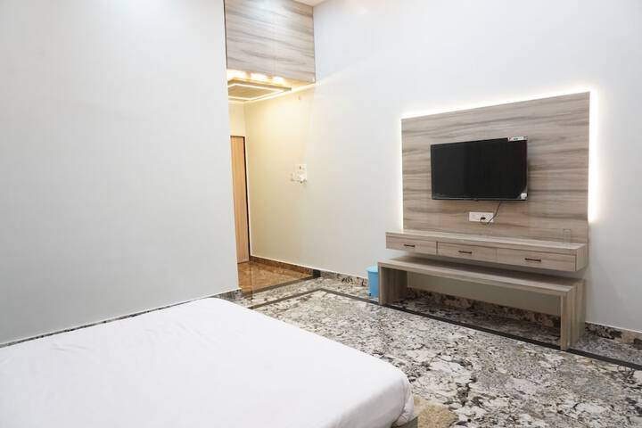 Room 20 of 60