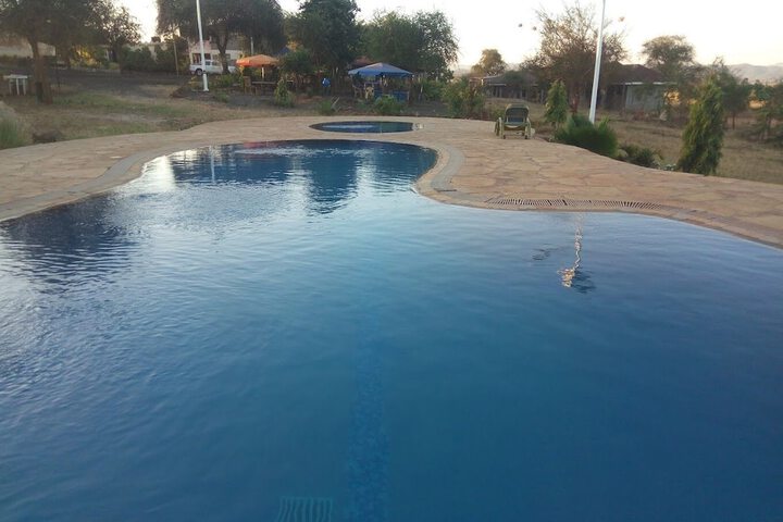Pool 30 of 69