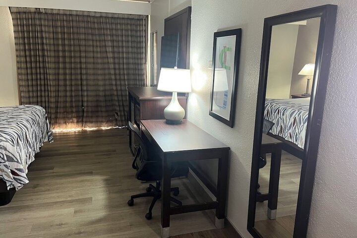 Room 11 of 35