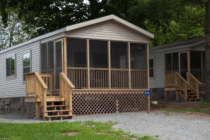 Exterior of Circle M Camping Resort Screened Park Model