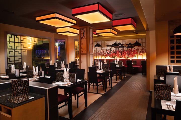 Dining 47 of 67