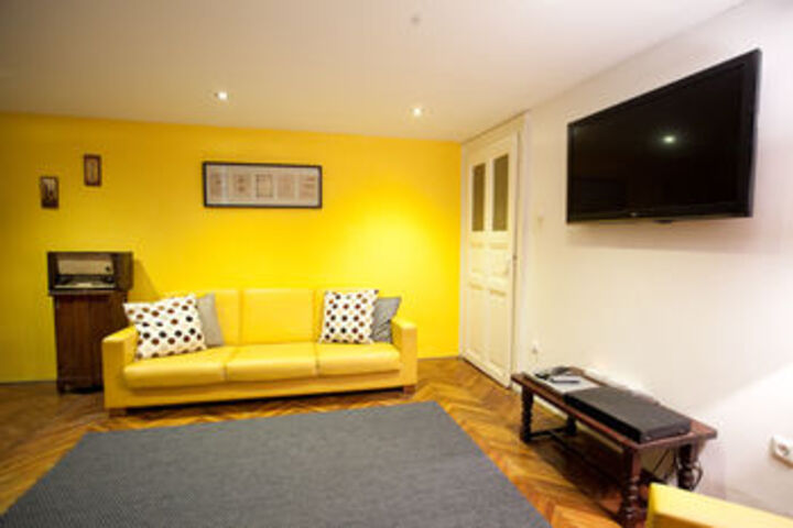 Room 21 of 25