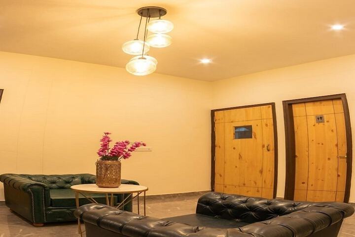 Room 20 of 35