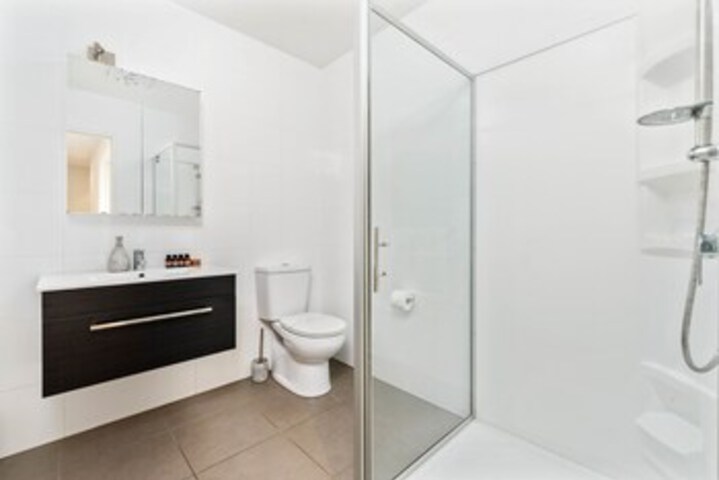 Room 4 of 22