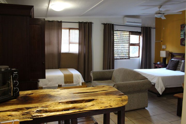 Room 9 of 28