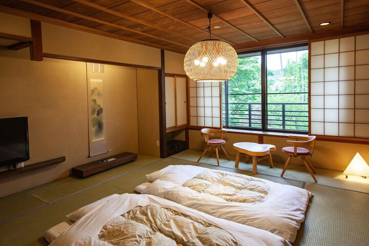 Room 19 of 53