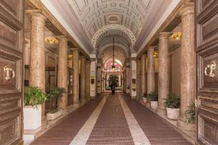 Hotel Entry