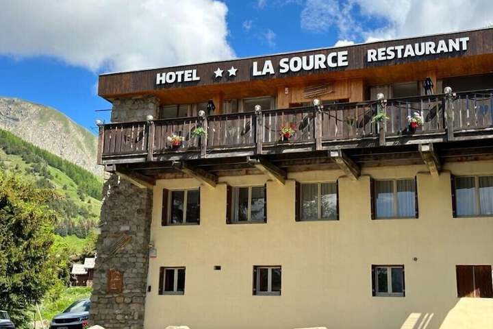 Hotel Restaurant La Source in Allos