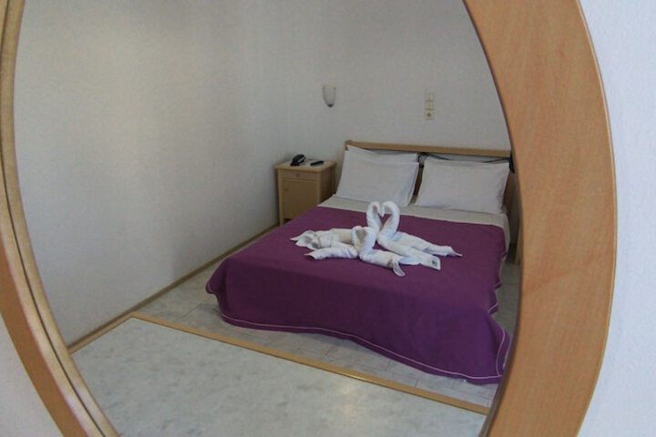 Room 15 of 24