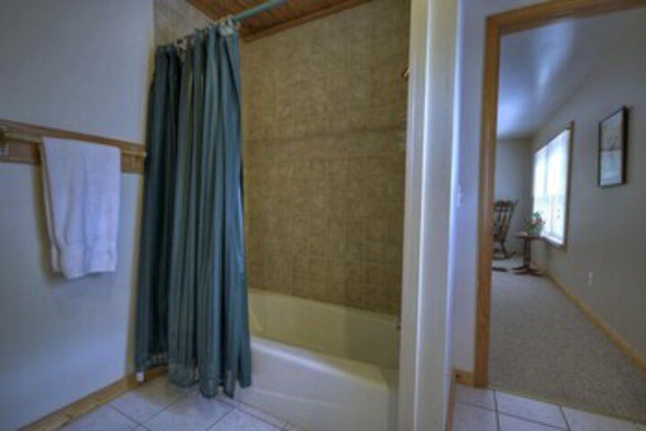 Room 8 of 62