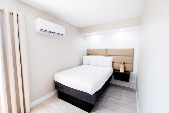 Room 18 of 42