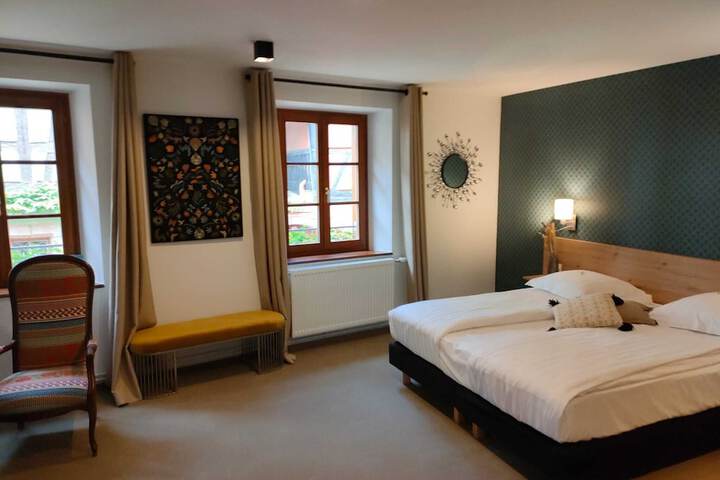 Room 50 of 96