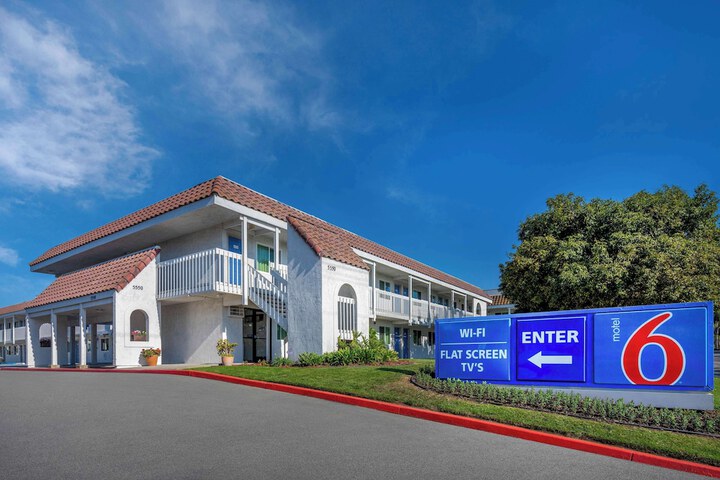 Studio 6 Suites Carpinteria CA–Santa Barbara - South in Carpinteria, CA