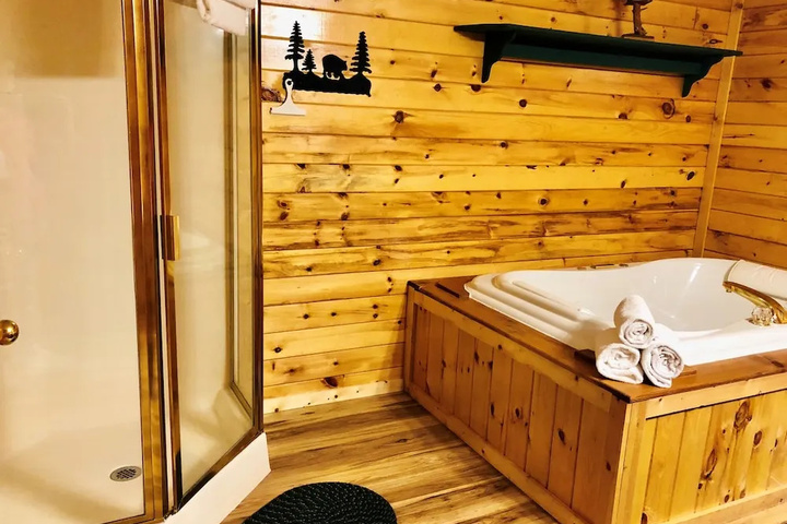 Room 11 of 31