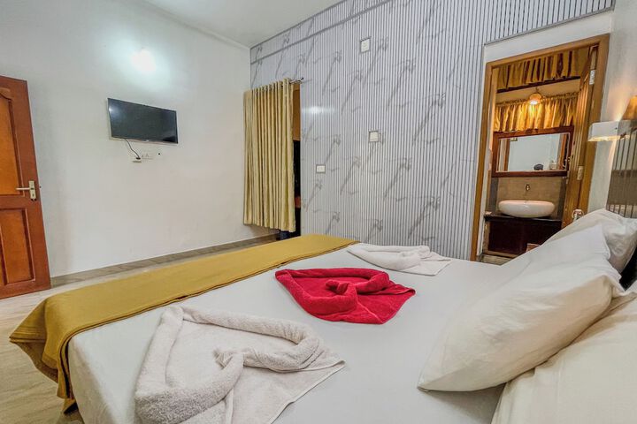 Room 3 of 71