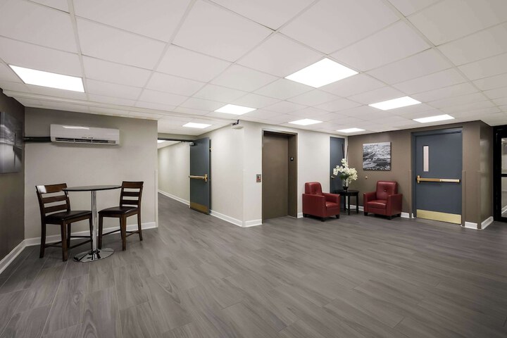 Hotel Interior 4 of 41