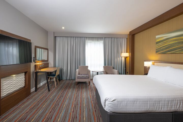 Room 40 of 94