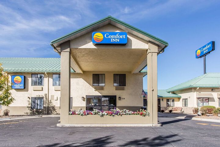 Yellowstone River Inn Suites - Livingston Mt 114 Loves Lane 59047