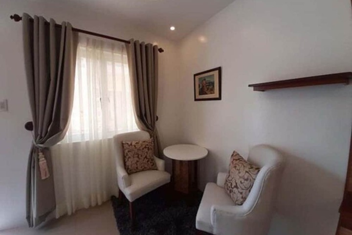 Room 10 of 55