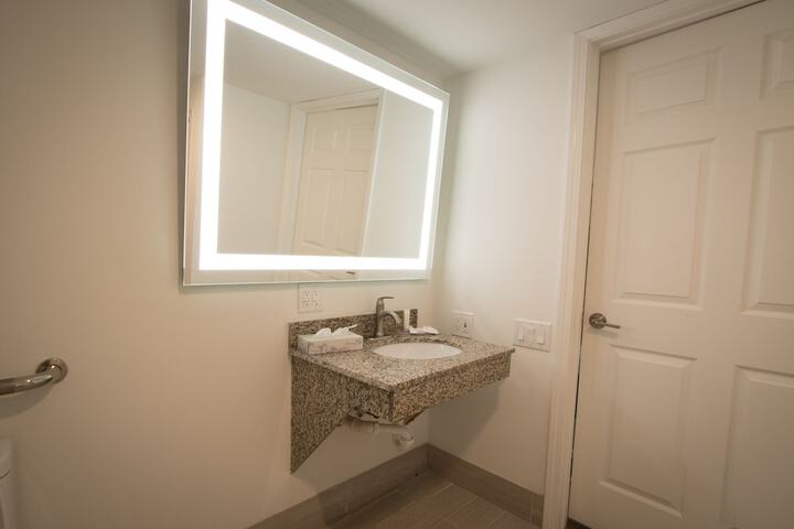 2 Queen Beds (4 of 46)
