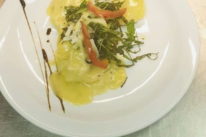 Dining 64 of 82