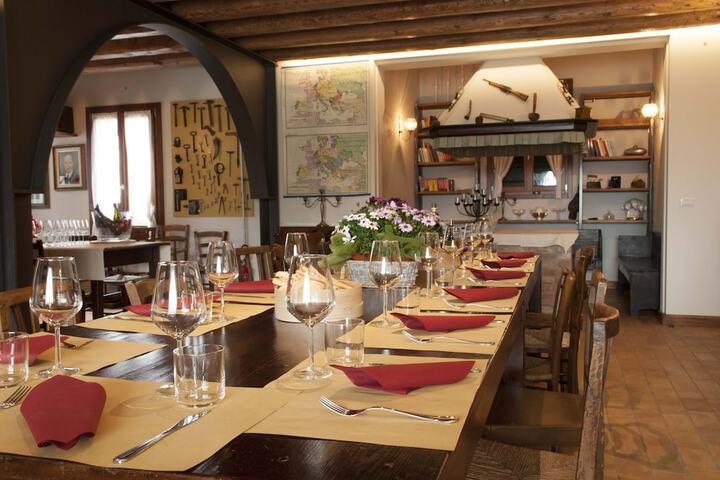 Dining 49 of 69