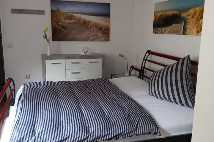 Room 9 of 26