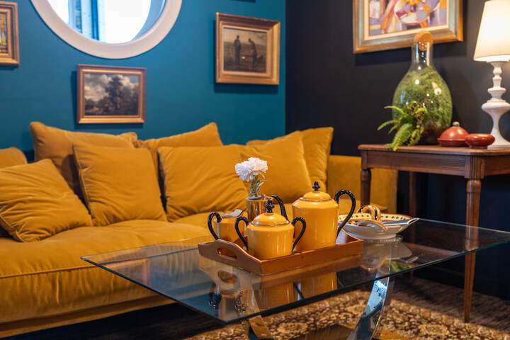 Guest Lobby