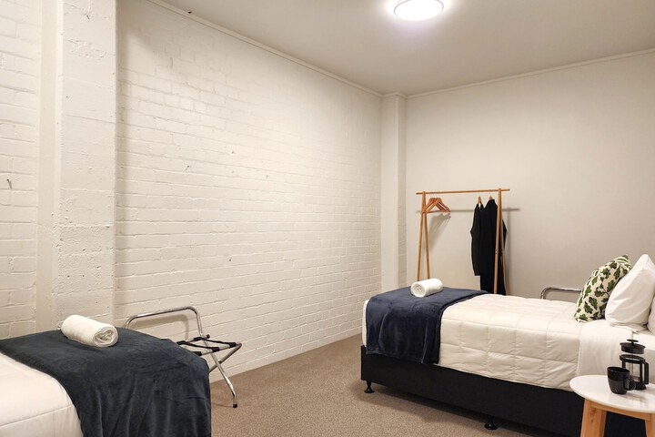 Room 13 of 123