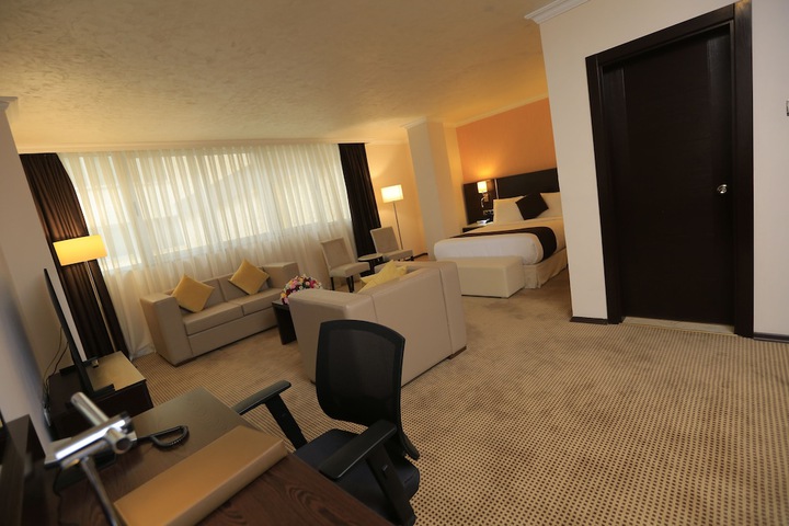 Room 14 of 66
