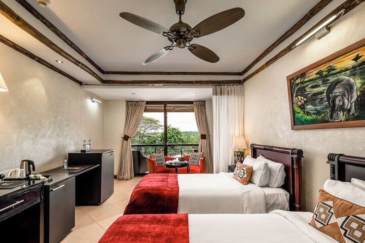 Room 18 of 119