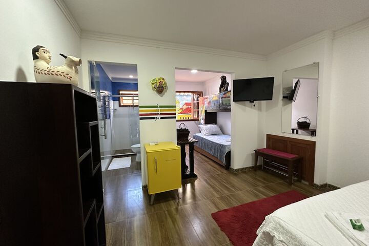 Room 13 of 180