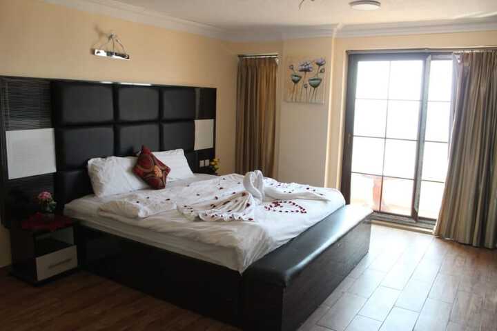 Room 19 of 36