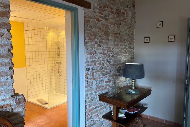 Room 13 of 53