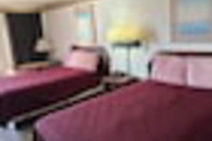 Room 11 of 30