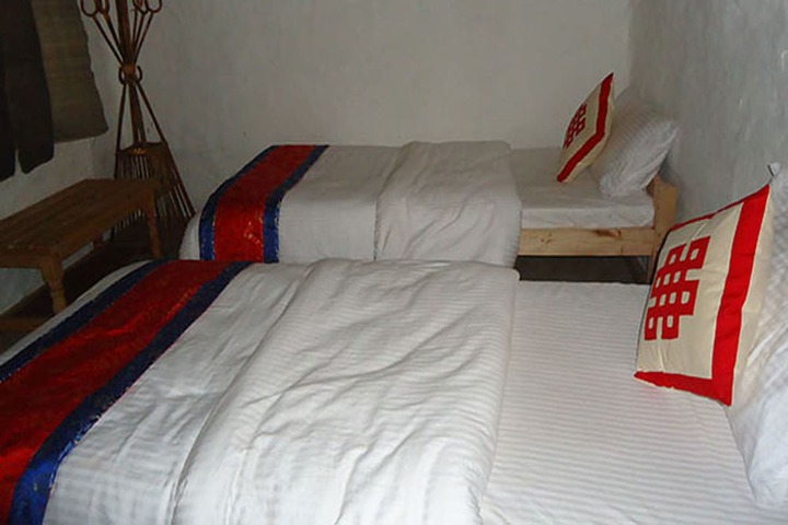 Room 17 of 35