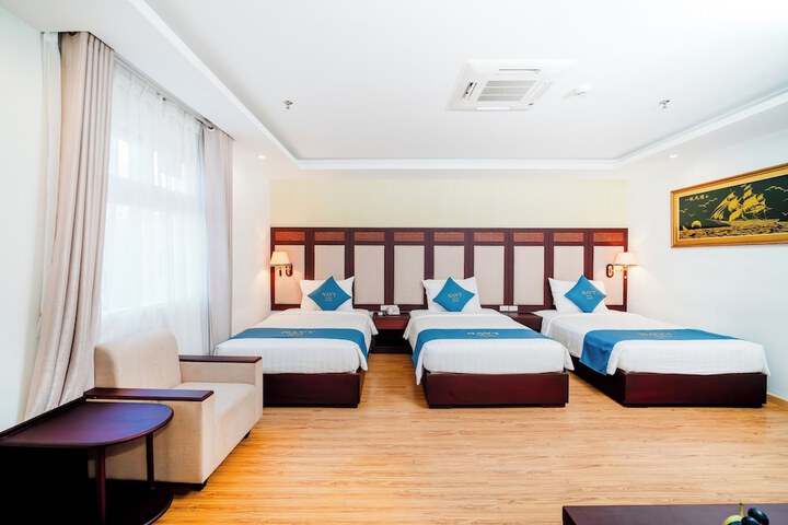 Room 29 of 164