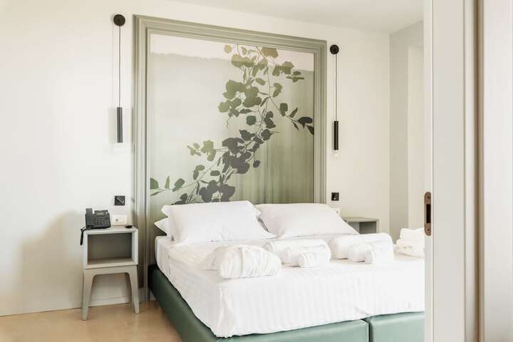 Room 30 of 121