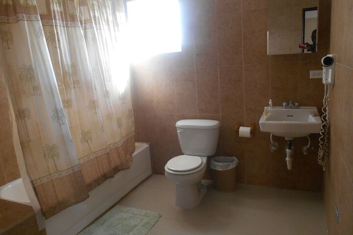 Room 9 of 36