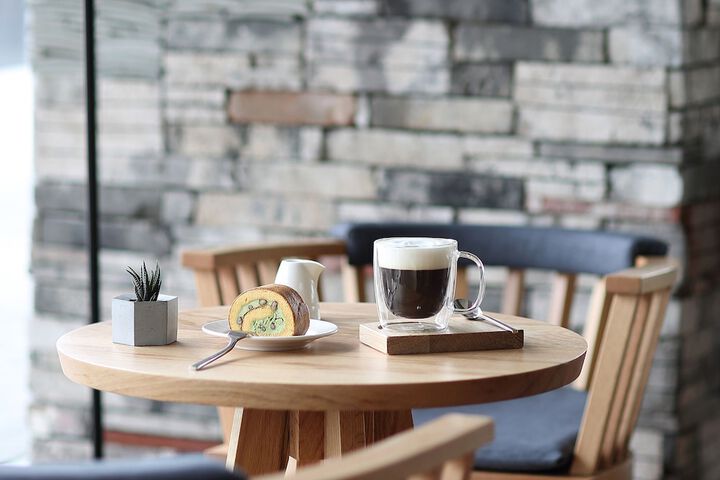Breakfast/Coffee Service 77 of 93